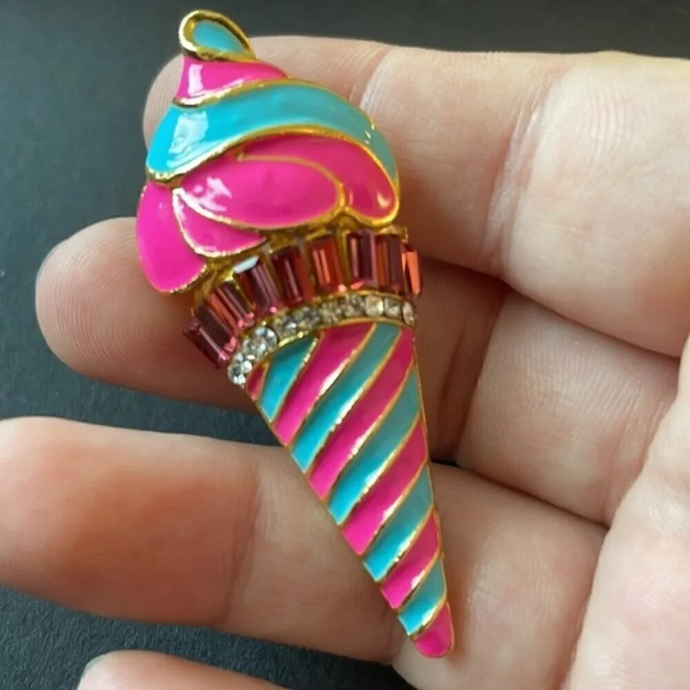 Anthropologie ice cream 🍦 Brooch